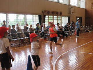 ⑭あきらめるな！フリーリレー！ (4)